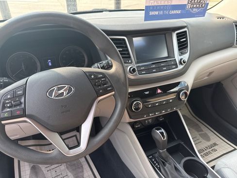 Used 2018 Hyundai Tucson SEL FWD image 14