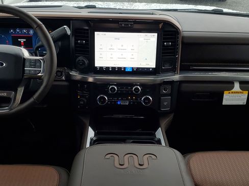 New 2026 Ford F350 King Ranch w/ FX4 Off-Road Package image 11