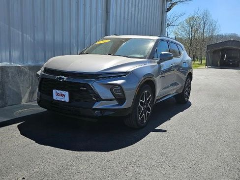 Certified 2023 Chevrolet Blazer RS AWD/4WD image 1