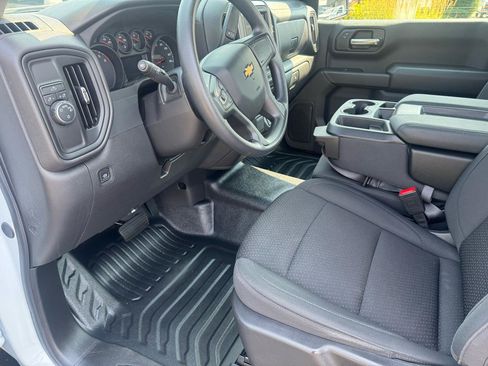 Used 2025 Chevrolet Silverado 1500 W/T RWD image 13