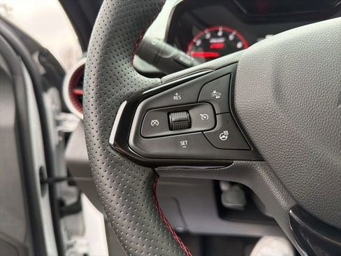 Used 2024 Chevrolet Trax RS w/ Driver Confidence Package image 37