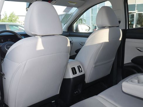 Used 2025 Hyundai Tucson SEL FWD image 28