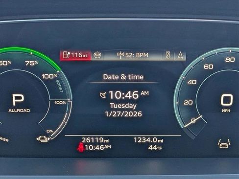 Certified 2024 Audi Q8 e-tron Prestige image 11