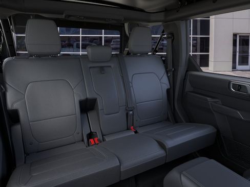New 2026 Ford Bronco Outer Banks AWD/4WD image 11
