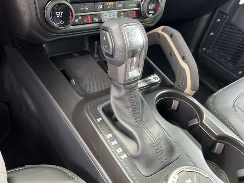 New 2026 Ford Bronco Badlands image 22