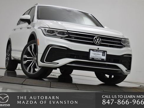 Used 2022 Volkswagen Tiguan SEL R-Line image 3