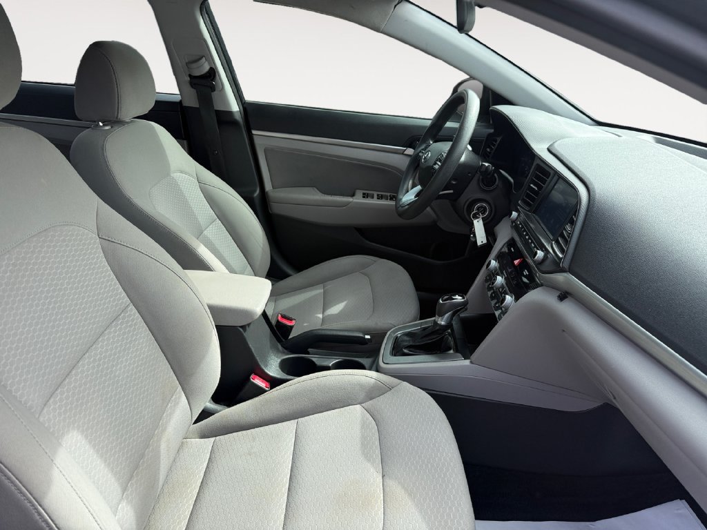 Used 2020 Hyundai Elantra SEL FWD image 15