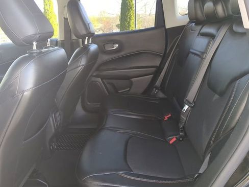 Used 2018 Jeep Compass Latitude w/ Popular Equipment Group image 13