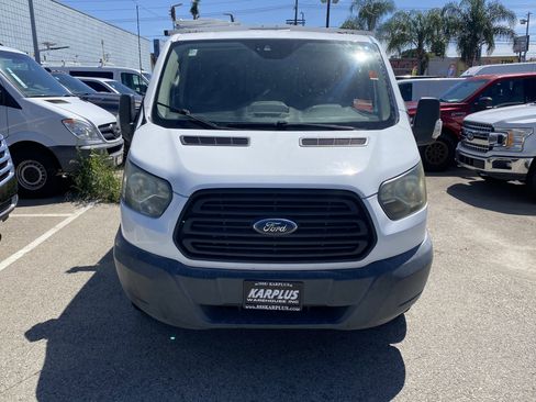 Used 2016 Ford Transit 250 130 Low Roof RWD image 3