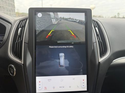 Used 2022 Ford Edge SEL w/ Convenience Package image 29