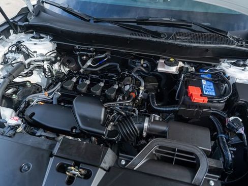 Used 2025 Honda CR-V LX image 29