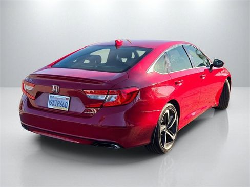 Used 2018 Honda Accord Sport image 5