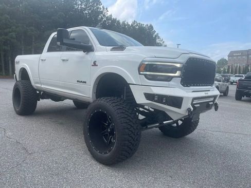 Used 2021 RAM 2500 Laramie AWD/4WD image 3