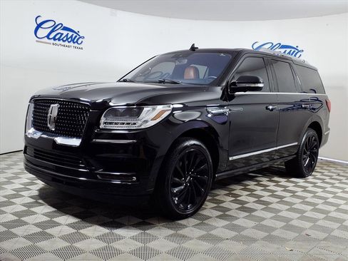 Used 2020 Lincoln Navigator Reserve w/ Equipment Group 208A Reserve image 5