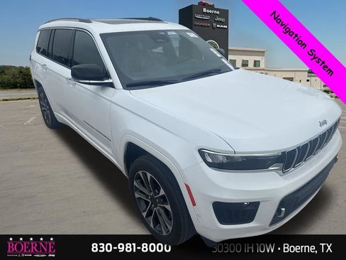Used 2023 Jeep Grand Cherokee L Overland w/ Luxury Tech Group IV AWD/4WD image 8