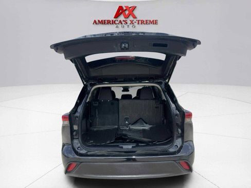 Used 2020 Toyota Highlander L image 63