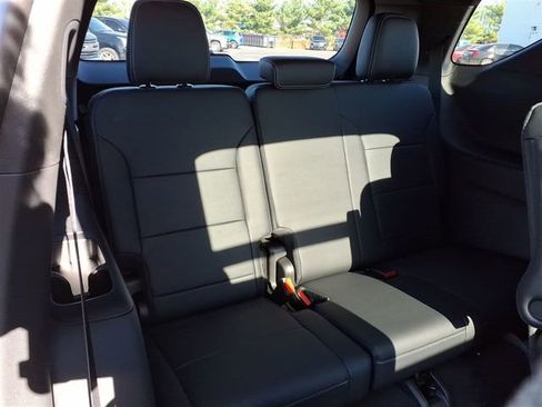 New 2026 Chevrolet Traverse LT w/ Sun and Wheel Package image 27