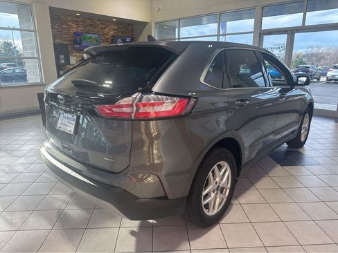 Used 2022 Ford Edge SEL w/ Cargo Accessory Package AWD/4WD image 12