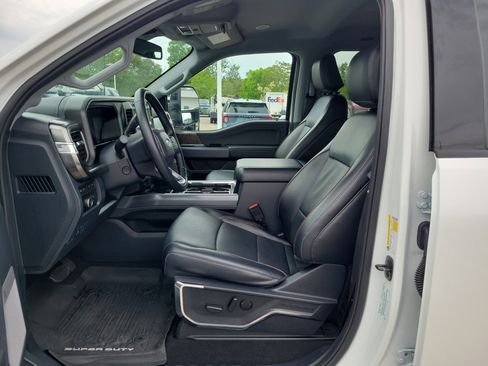 Used 2024 Ford F250 Lariat w/ Lariat Ultimate Package AWD/4WD image 16