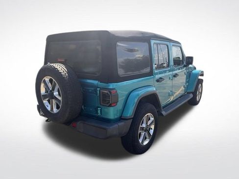 Used 2020 Jeep Wrangler Unlimited Sahara AWD/4WD image 6