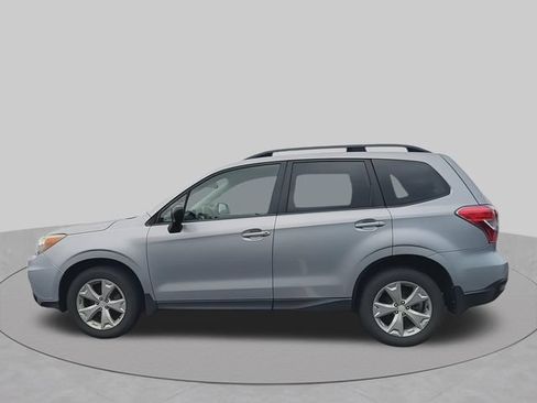 Used 2015 Subaru Forester 2.5i w/ Alloy Wheel Package AWD/4WD image 5