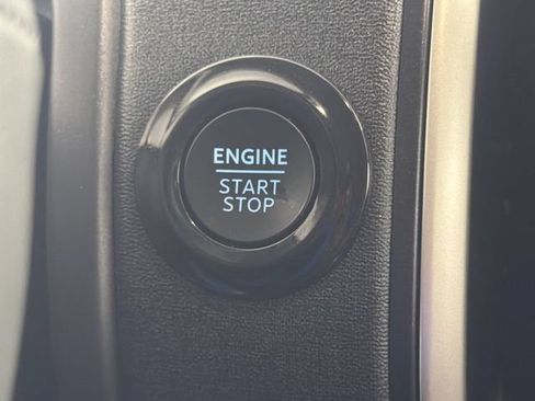 Certified 2025 Ford Expedition Active RWD image 9