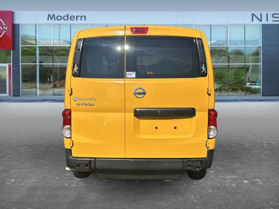 Used 2016 Nissan NV200 FWD image 6