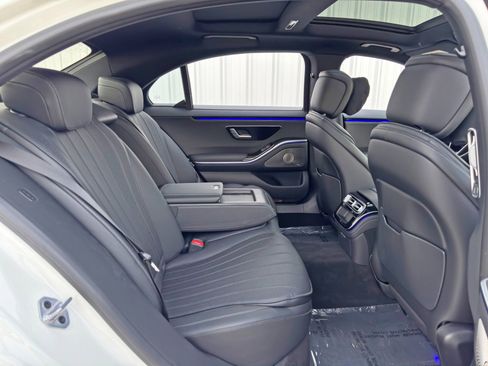 Used 2023 Mercedes-Benz S 500 4MATIC w/ AMG Line image 45