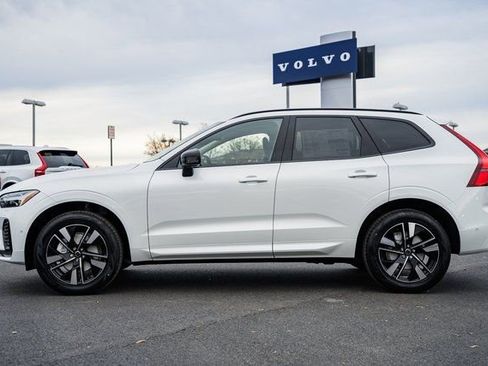 New 2026 Volvo XC60 B5 Plus w/ Protection Package Premier image 4