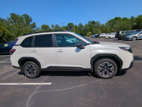 Certified 2026 Subaru Forester Premium w/ Base/Premium Package AWD/4WD image 2