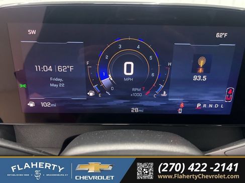 Used 2025 Chevrolet Traverse LT w/ Sun and Wheel Package FWD image 27