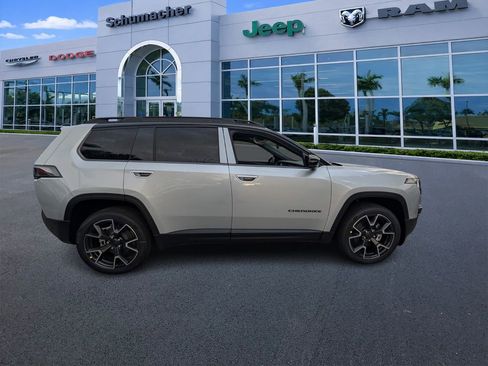 New 2026 Jeep Cherokee Overland image 8