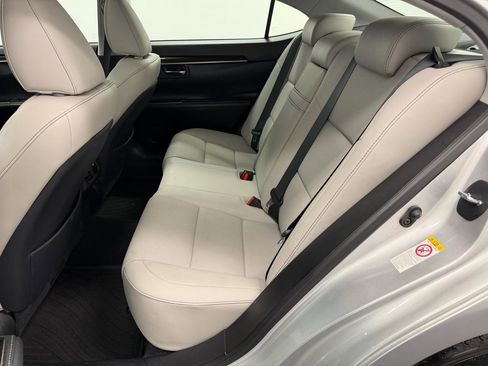 Used 2018 Lexus ES 350 w/ Premier Package FWD image 8