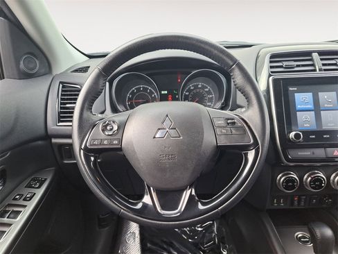 Used 2024 Mitsubishi Outlander Sport SE image 12