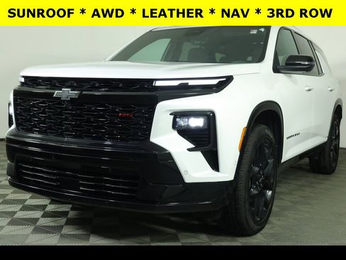 Used 2024 Chevrolet Traverse RS w/ LPO, Floor Liner Package image 4