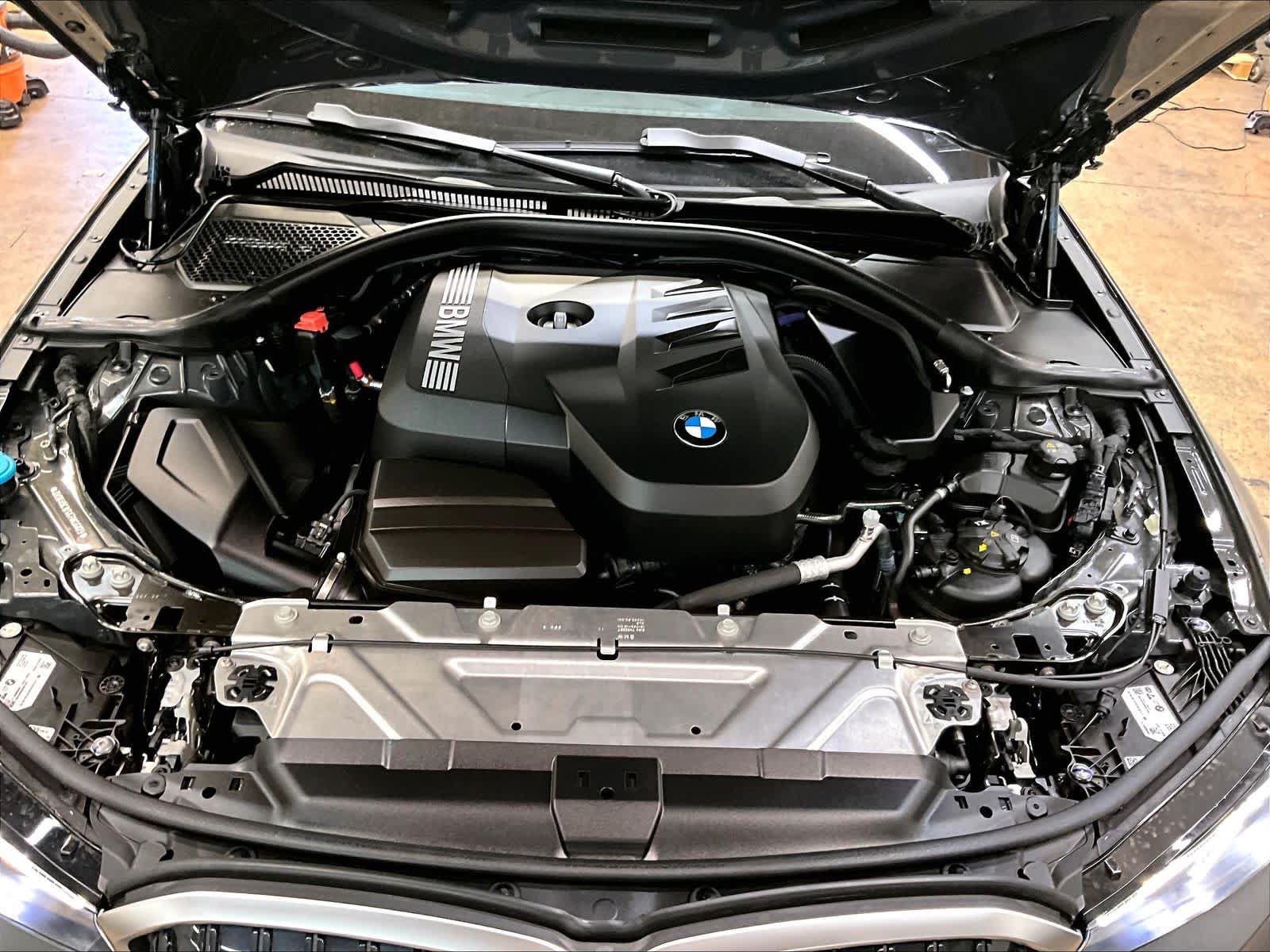 Used 2026 BMW 330i Sedan w/ Premium Package RWD image 14