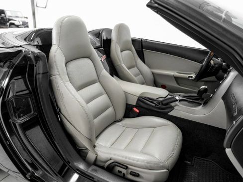 Used 2007 Chevrolet Corvette Convertible RWD image 33