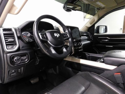Used 2020 RAM 1500 Laramie image 33