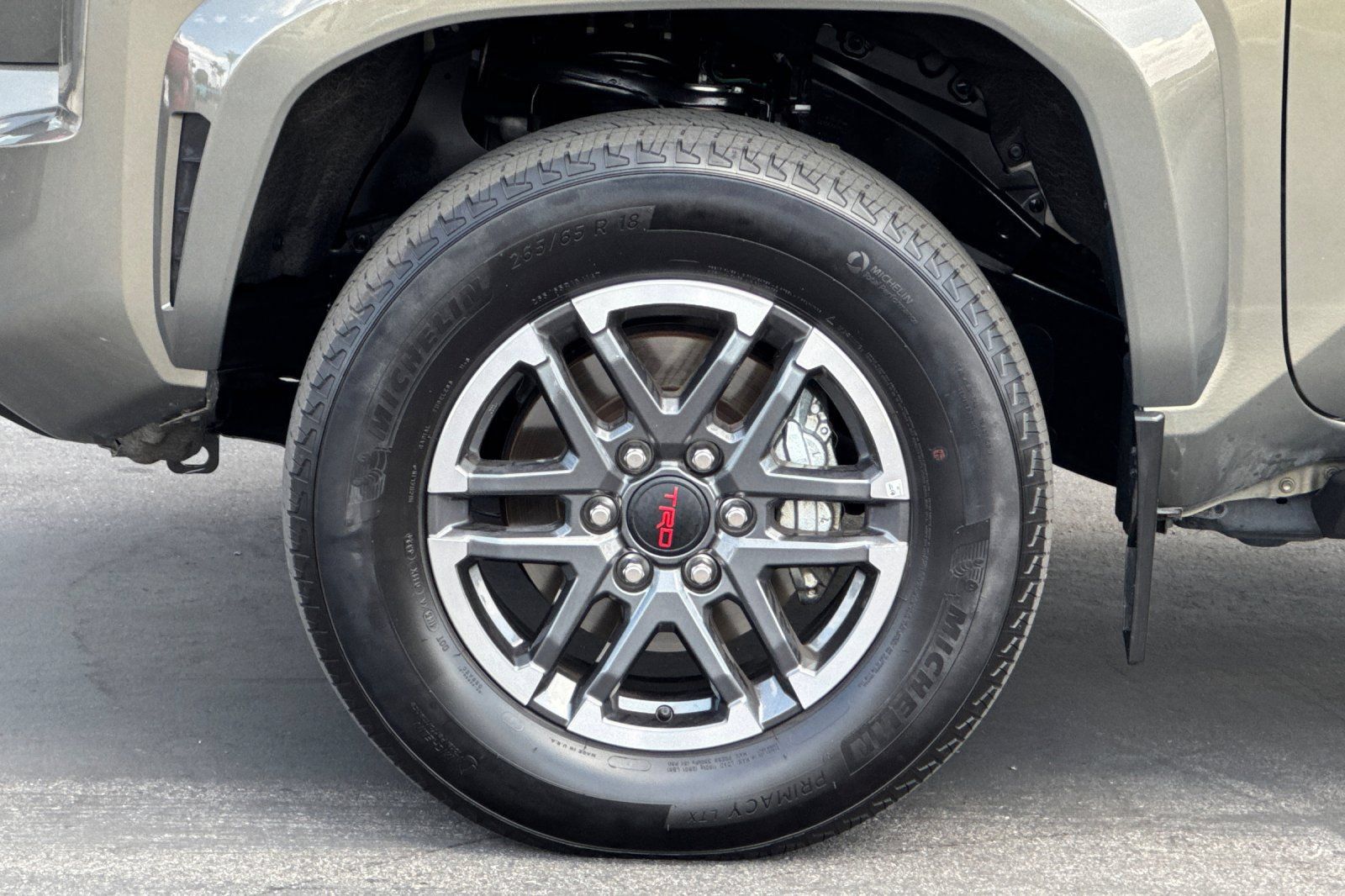 Certified 2024 Toyota Tacoma TRD Sport AWD/4WD image 33