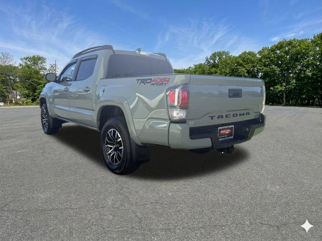 Used 2022 Toyota Tacoma TRD Sport AWD/4WD image 6