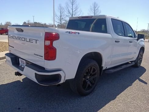 Used 2023 Chevrolet Silverado 1500 Custom w/ 2.7L Blackout Package image 3