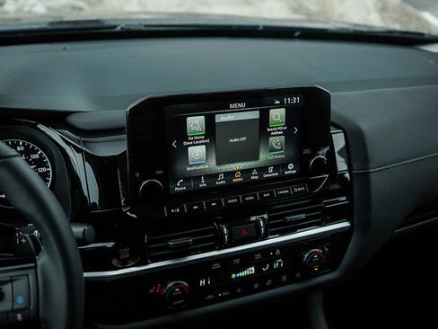 New 2025 Nissan Pathfinder SL w/ Lighting Package (N92) image 25