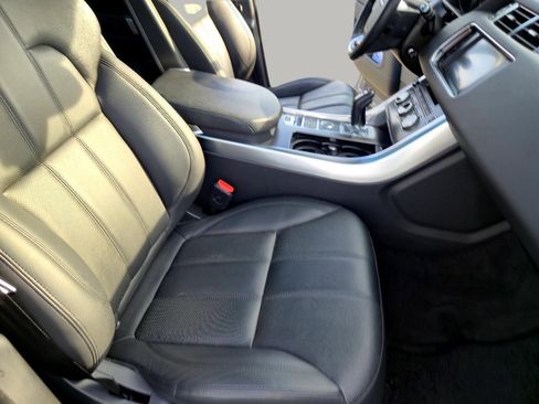 Used 2016 Land Rover Range Rover Sport SE image 69