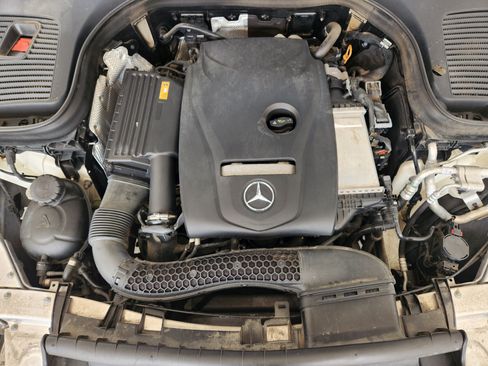 Used 2019 Mercedes-Benz GLC 300 image 23