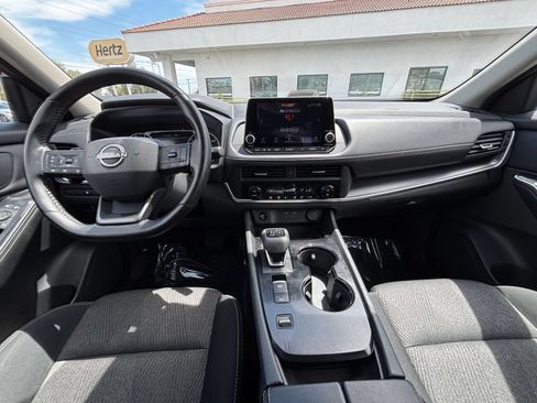 Used 2025 Nissan Rogue SV FWD image 35