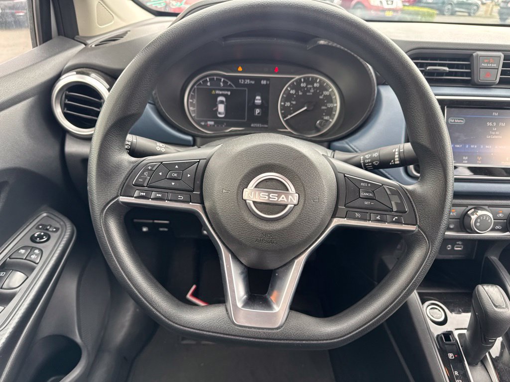 Used 2025 Nissan Versa SV FWD image 14