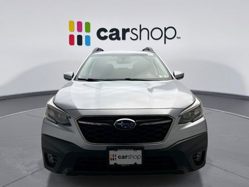 Used 2022 Subaru Outback Premium AWD/4WD image 8