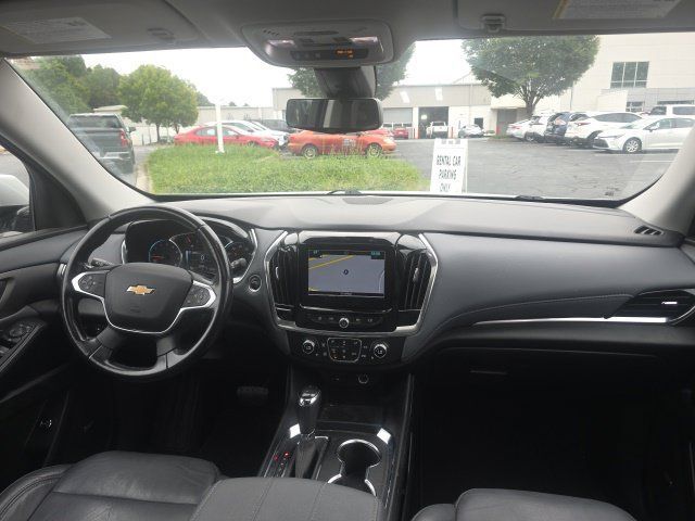 Used 2019 Chevrolet Traverse LT w/ LT Premium Package AWD/4WD image 11
