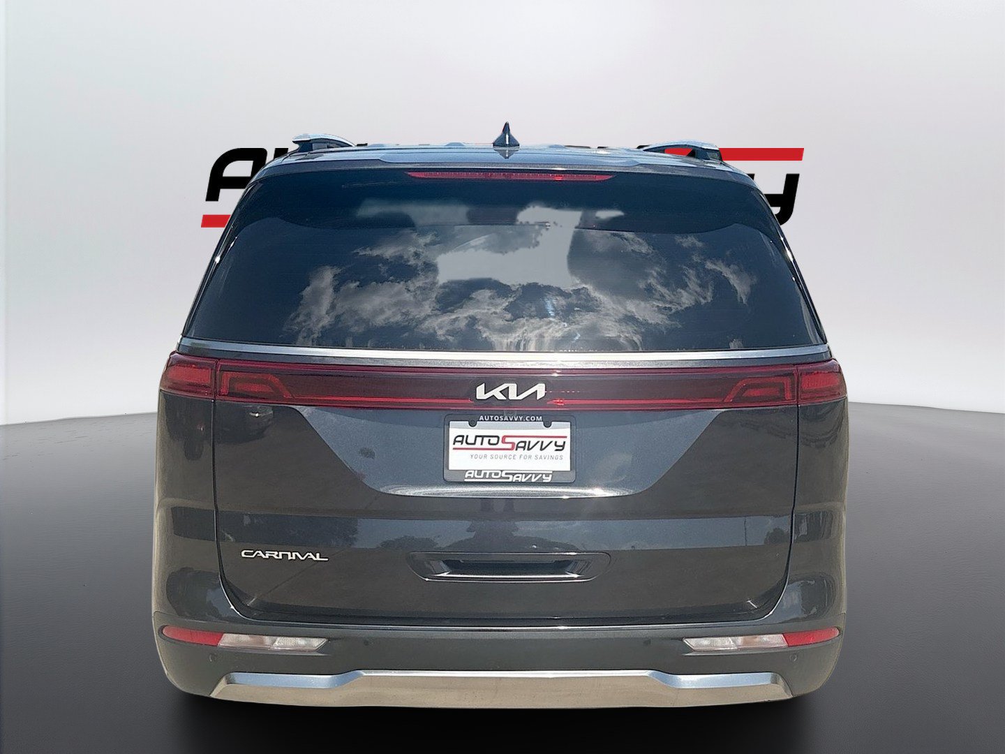Used 2024 Kia Carnival SX FWD image 6