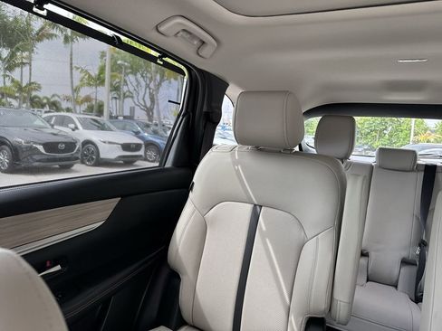 Used 2025 MAZDA CX-90 3.3 Turbo w/ Premium Sport Pkg image 17